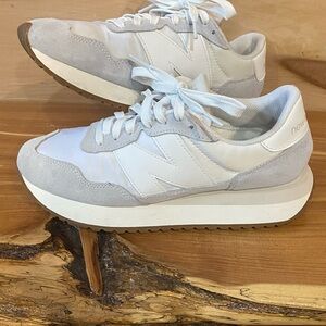 New Balance Intelligent Choice 237 Size 8 sneakers shoes like NEW
